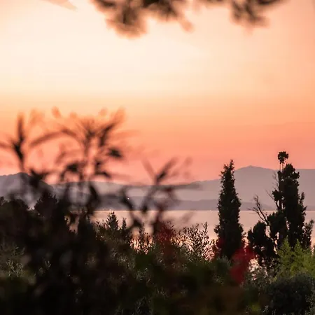 Paradise ヴィラ Kouspádhes