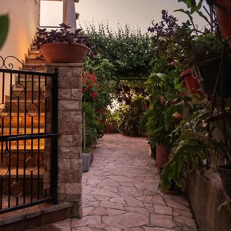 Paradise ヴィラ Kouspádhes