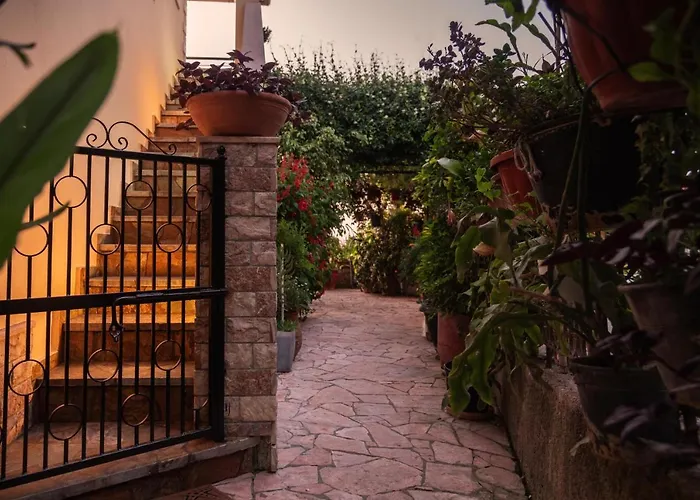 Paradise ヴィラ Kouspádhes